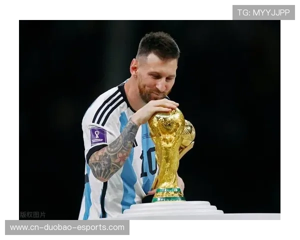 足球球星一条龙进球是谁的精彩表现 如何评价梅西与C罗的绝技